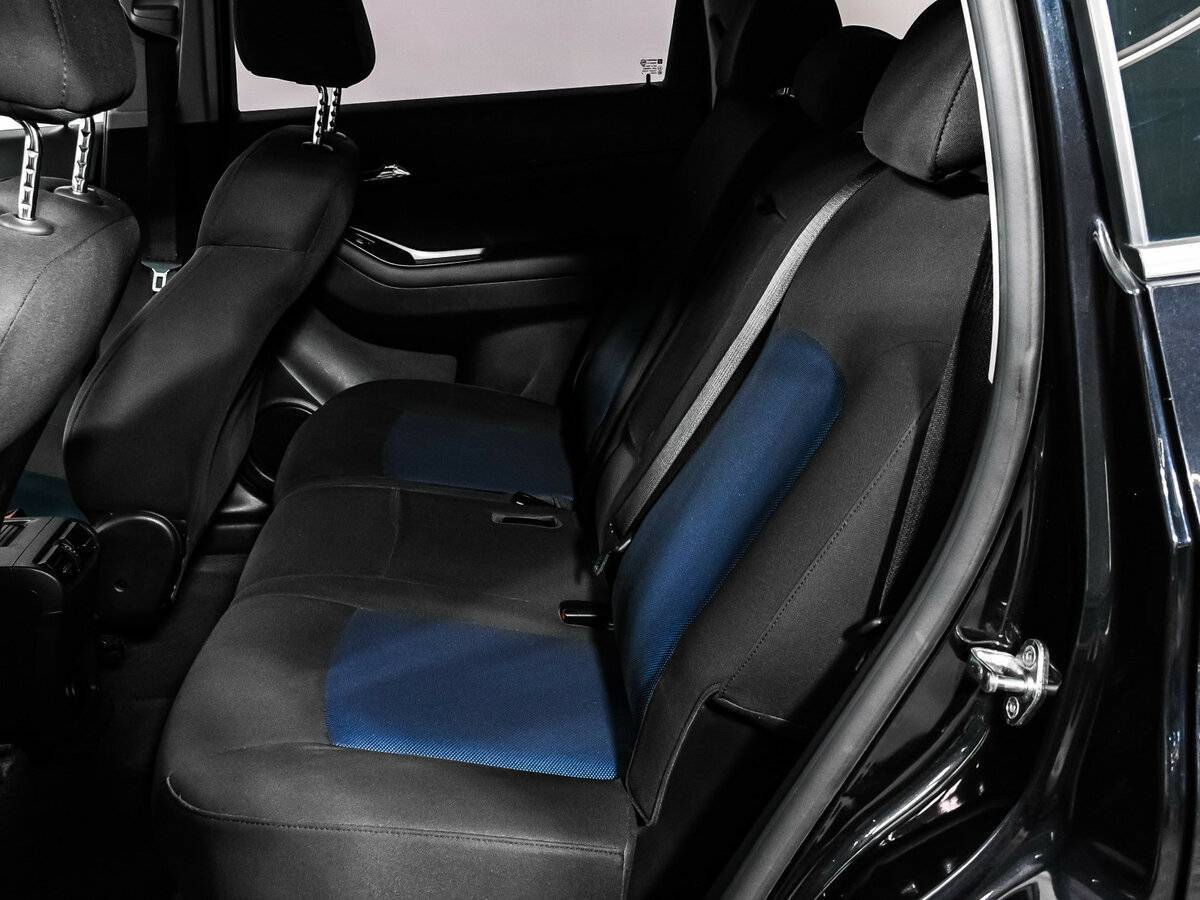 Б/У Шевроле Орландо 2012 года. Фото: #12