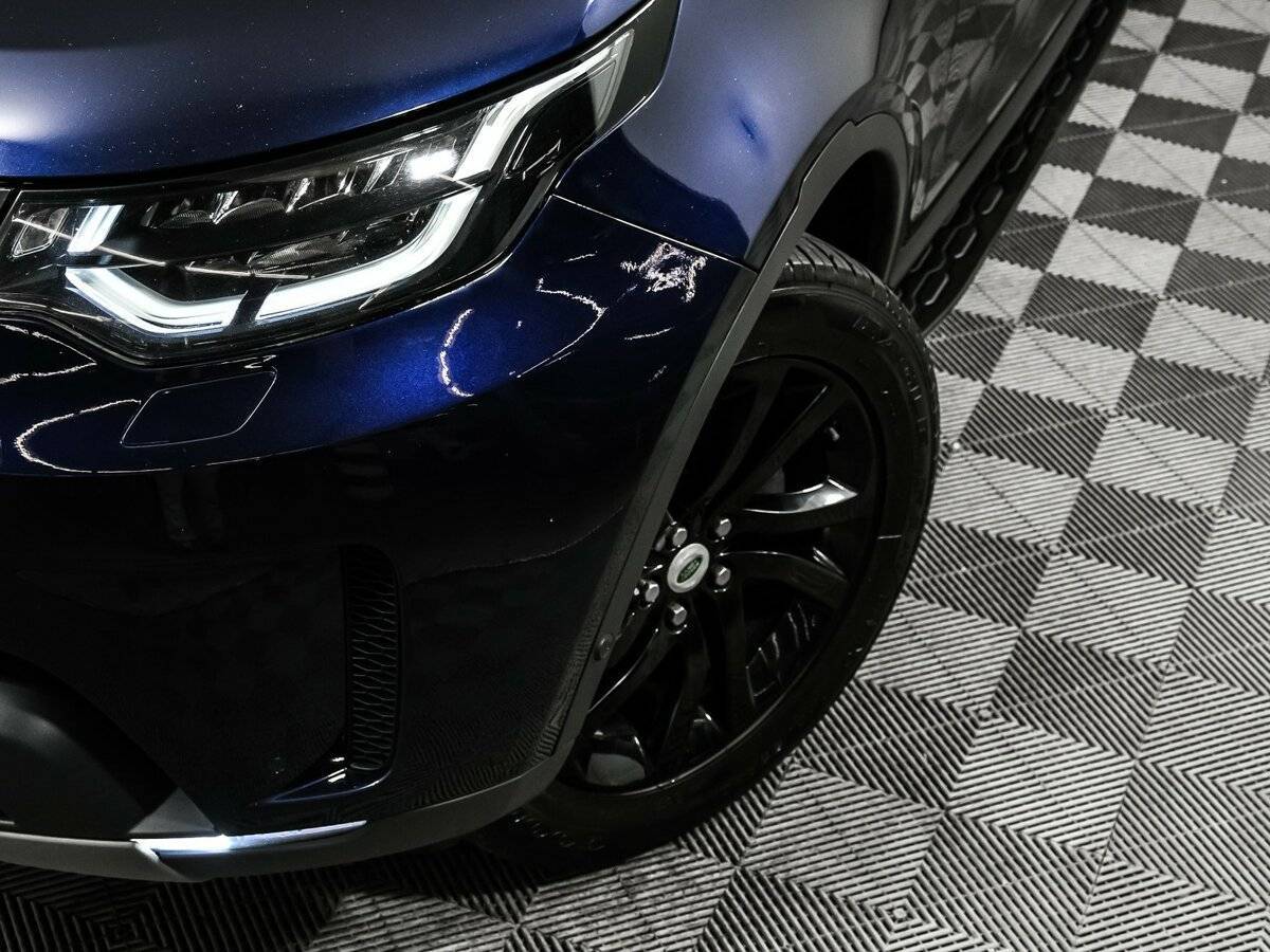 Б/У Лэнд Ровер Дискавери 2018 года. Фото: #12