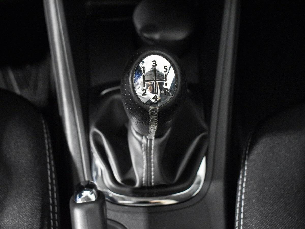 Б/У Рено Флюенс 2013 года. Фото: #7