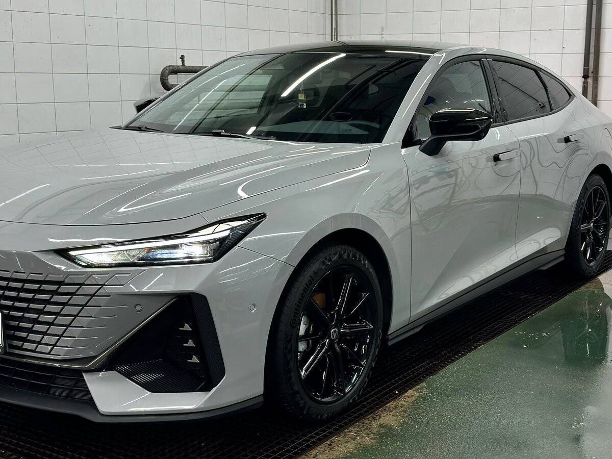 Б/У Чанган УНИ-В 2024 года. Фото: #3