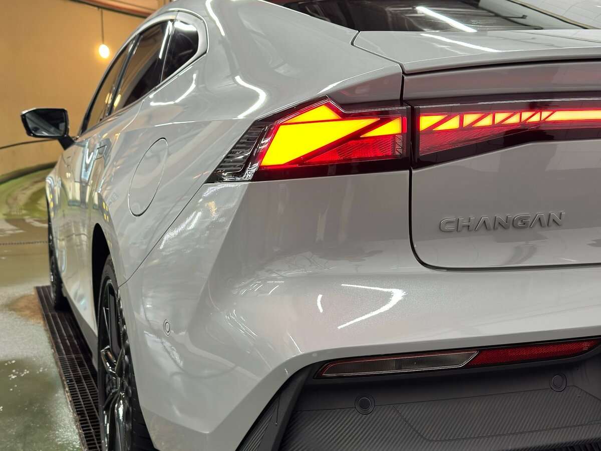 Б/У Чанган УНИ-В 2024 года. Фото: #5