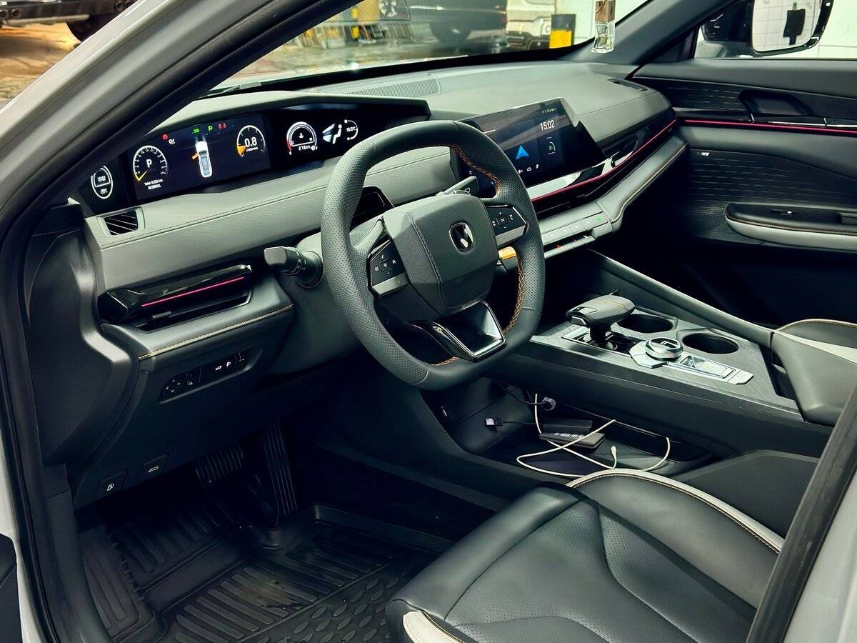 Б/У Чанган УНИ-В 2024 года. Фото: #6