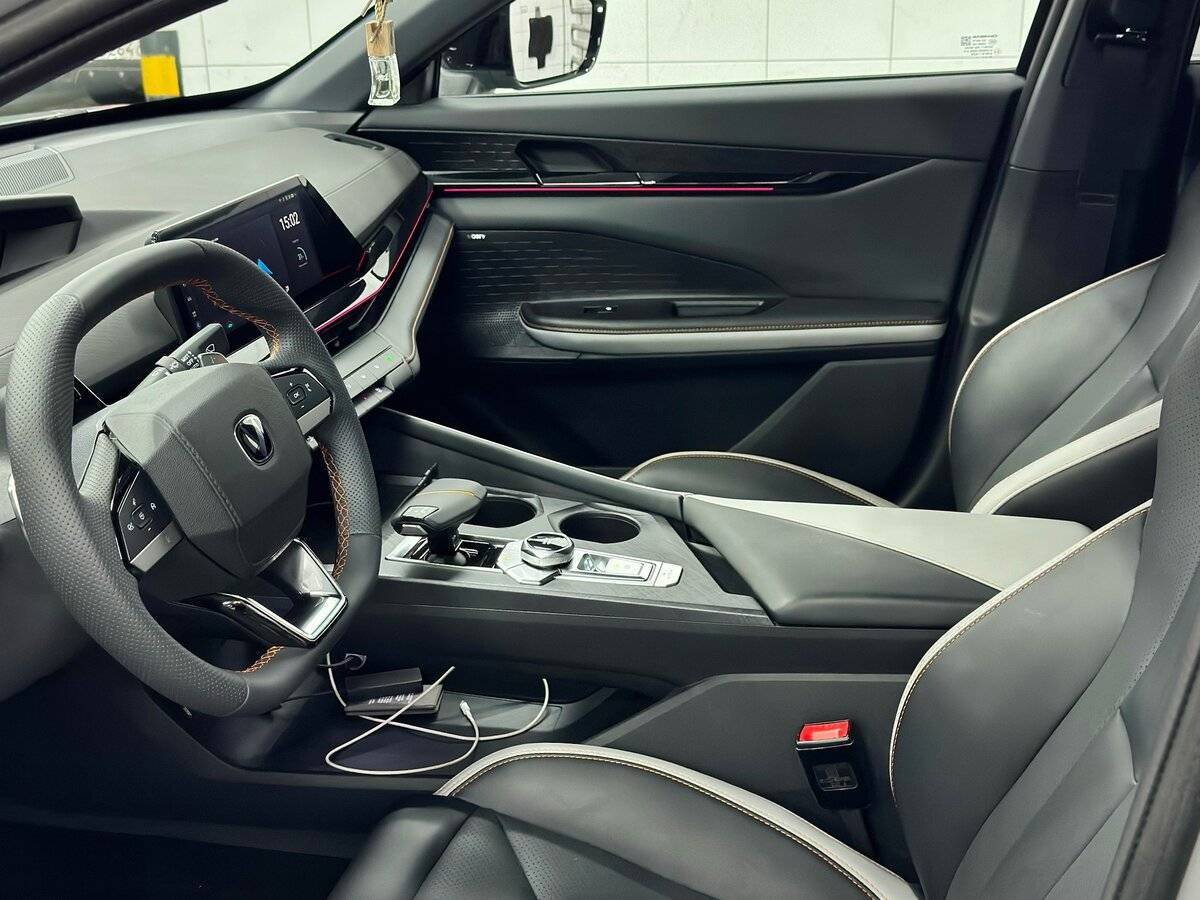 Б/У Чанган УНИ-В 2024 года. Фото: #7