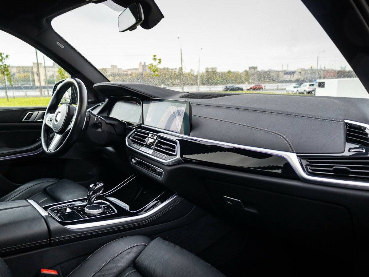 Б/У БМВ Икс5 2019 года. Фото: #11