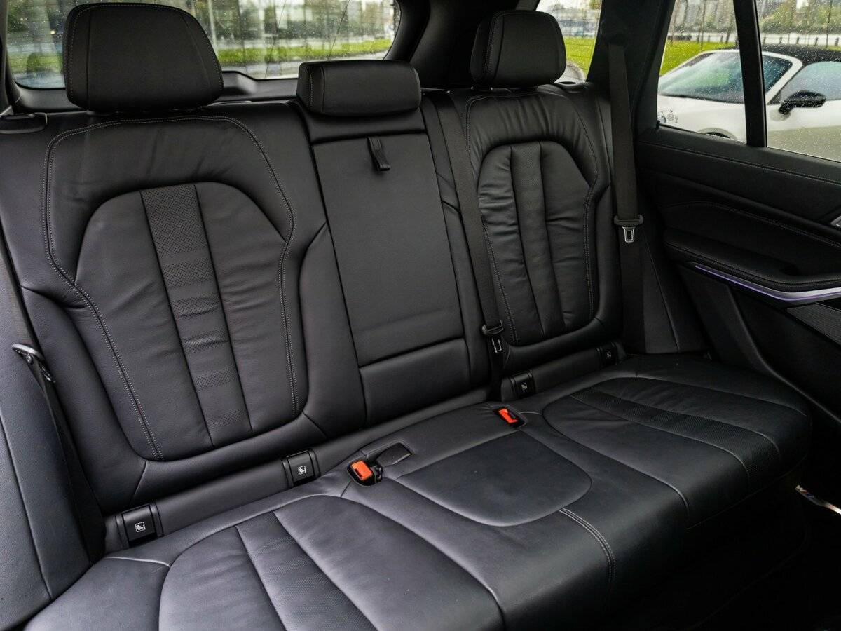 Б/У БМВ Икс5 2019 года. Фото: #13