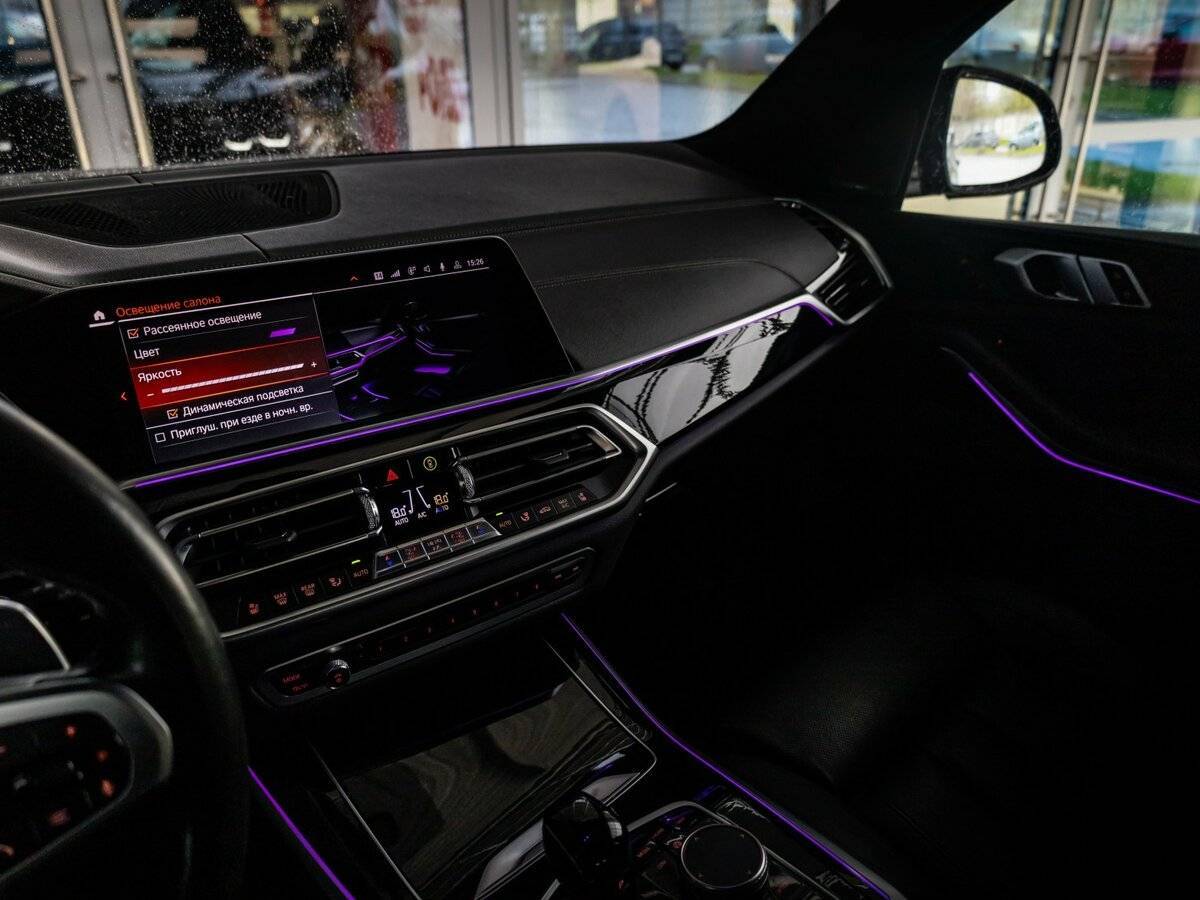 Б/У БМВ Икс5 2019 года. Фото: #21