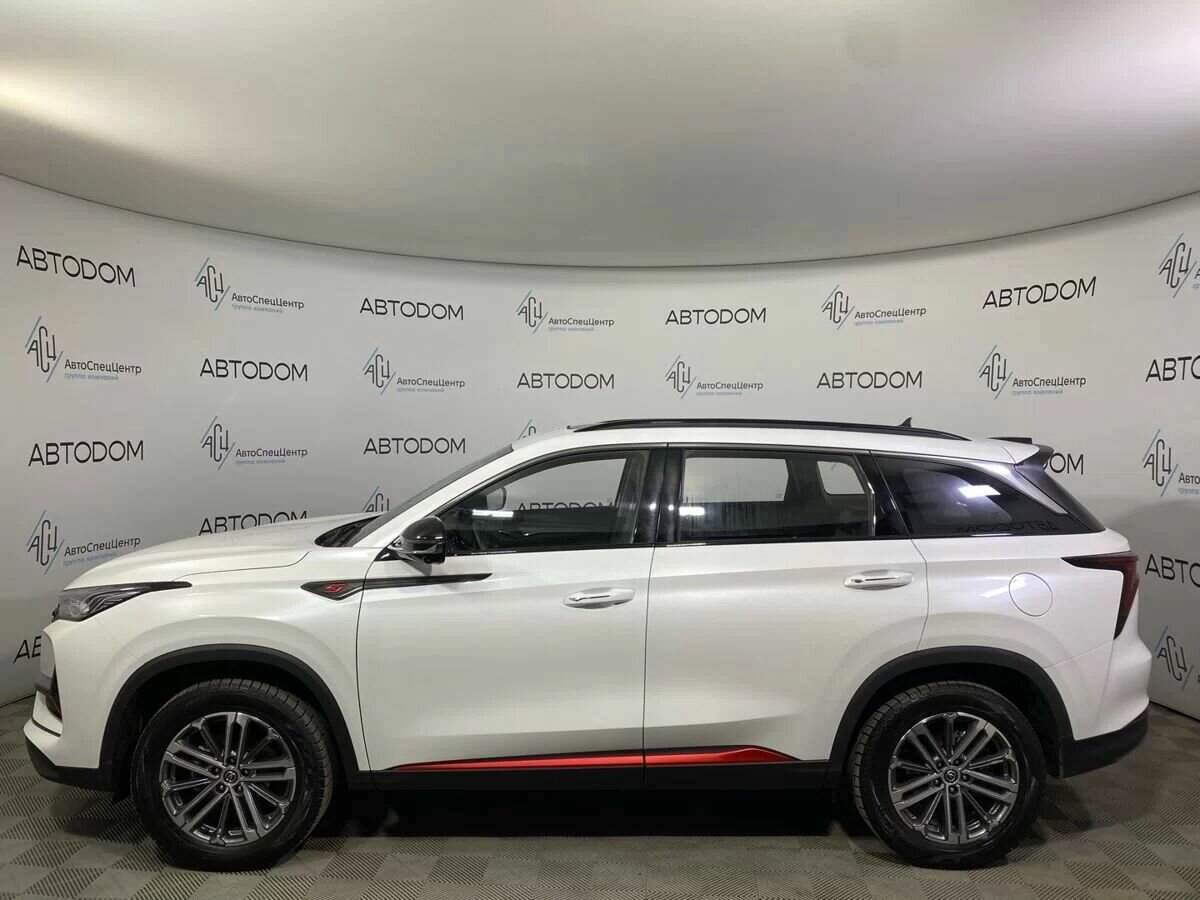 Б/У Чанган CS75 Plus 2023 года. Фото: #2