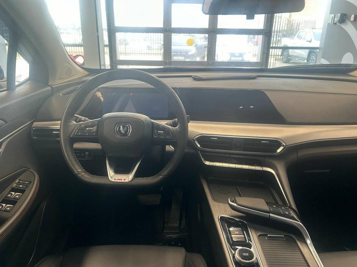 Б/У Чанган УНИ-Т 2023 года. Фото: #6