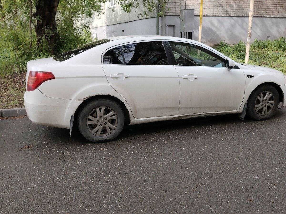 Б/У ФАВ Besturn B50 2012 года. Фото: #1