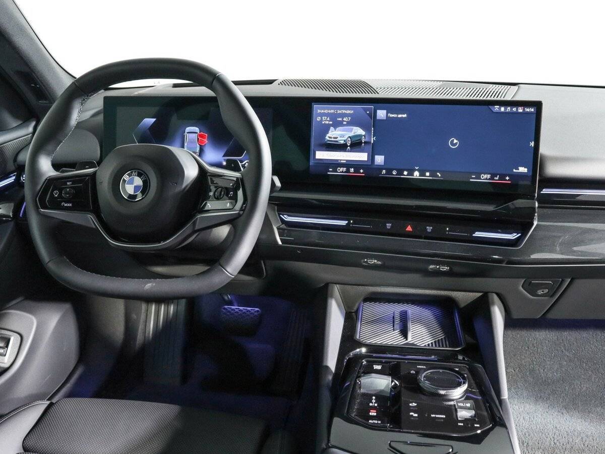 Б/У БМВ 5 серии 2023 года. Фото: #11