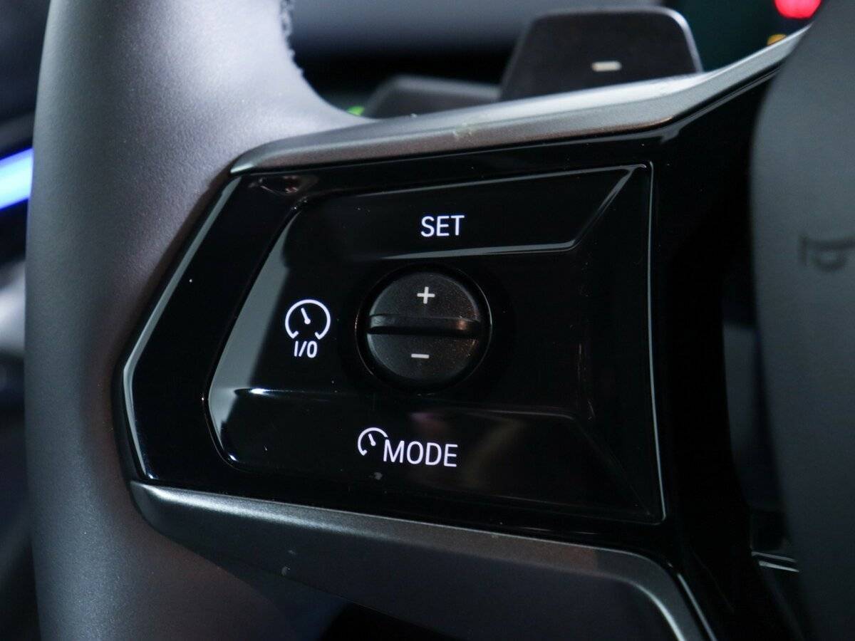 Б/У БМВ 5 серии 2023 года. Фото: #23