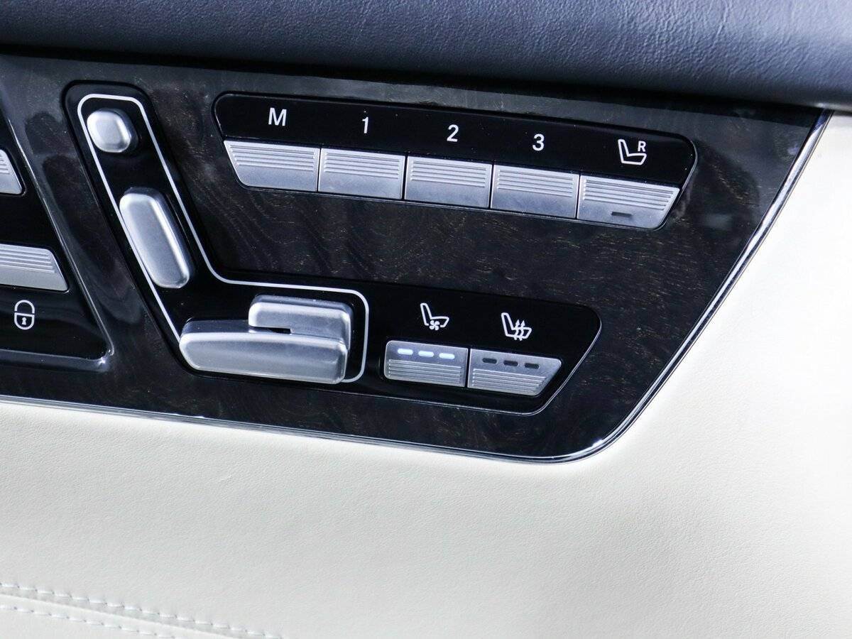 Б/У Мерседес-Бенц ЦЛ-Класс 2013 года. Фото: #19