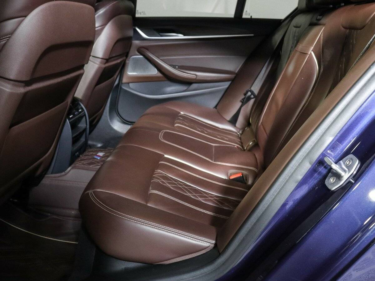 Б/У БМВ 5 серии 2018 года. Фото: #9