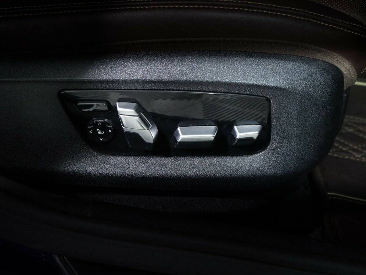 Б/У БМВ 5 серии 2018 года. Фото: #16