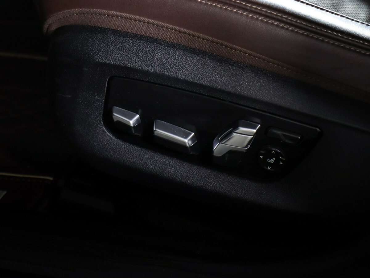 Б/У БМВ 5 серии 2018 года. Фото: #18