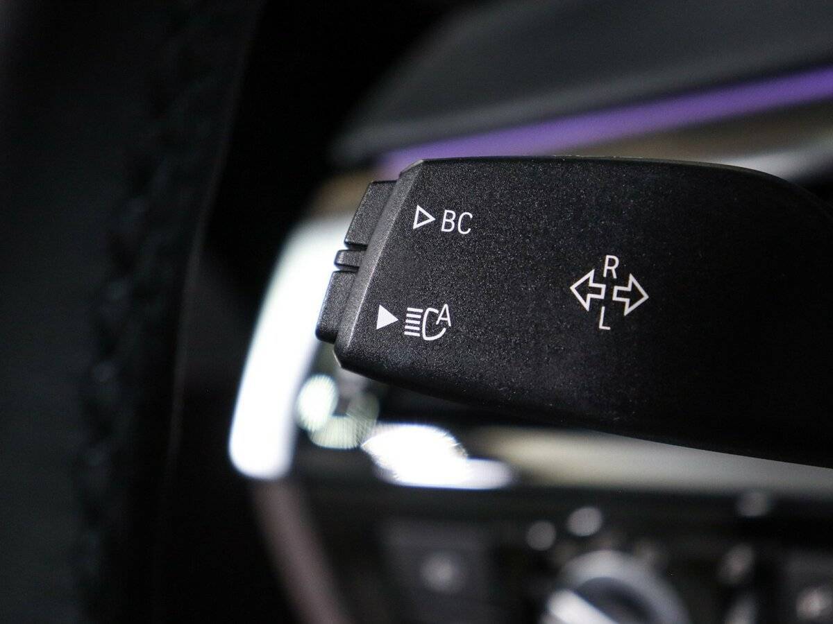 Б/У БМВ 5 серии 2018 года. Фото: #21