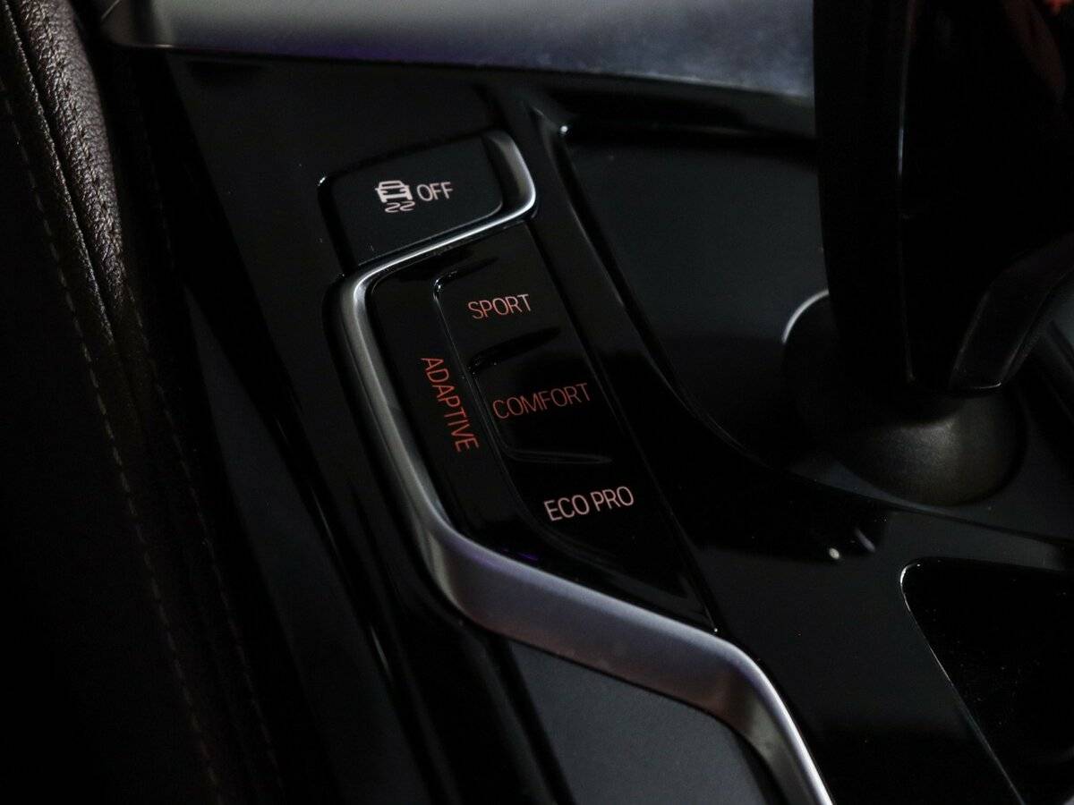 Б/У БМВ 5 серии 2018 года. Фото: #28