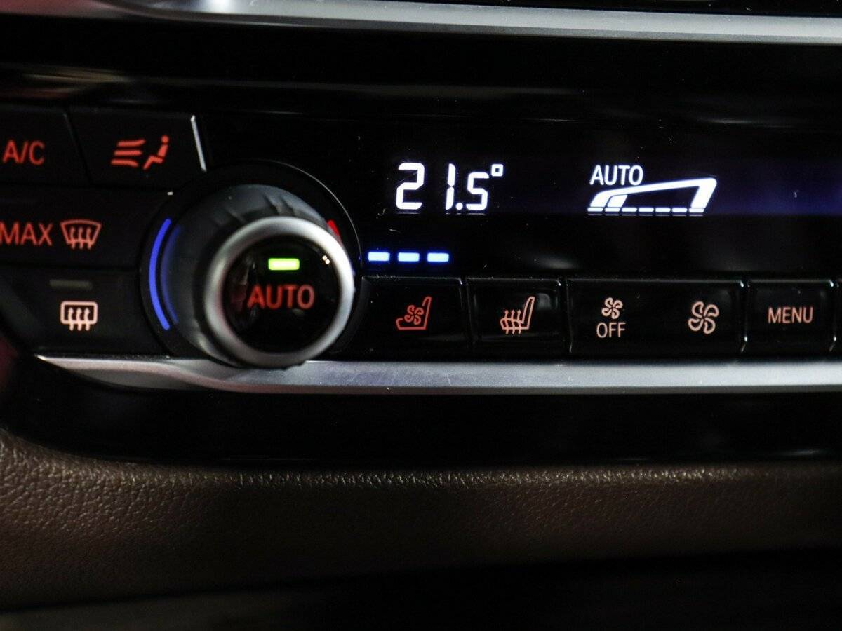 Б/У БМВ 5 серии 2018 года. Фото: #29