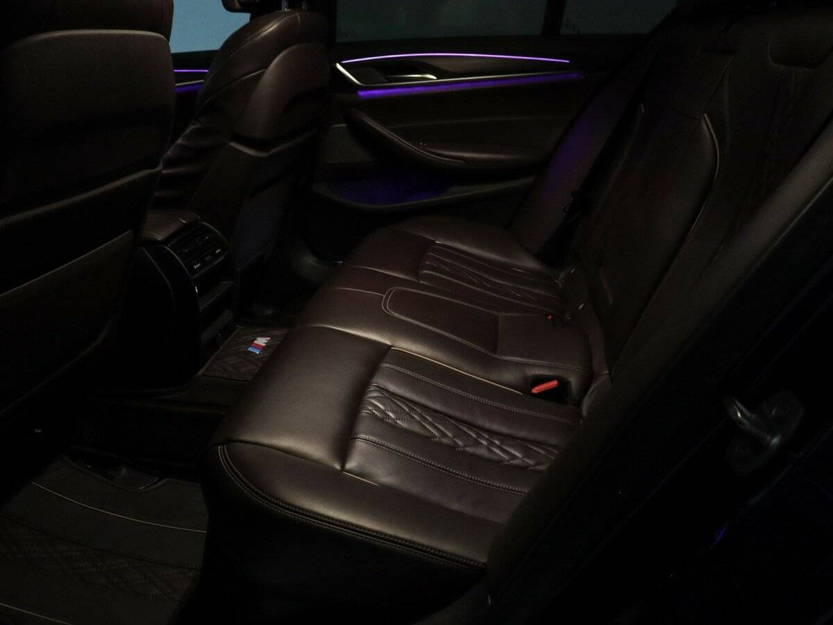 Б/У БМВ 5 серии 2018 года. Фото: #37