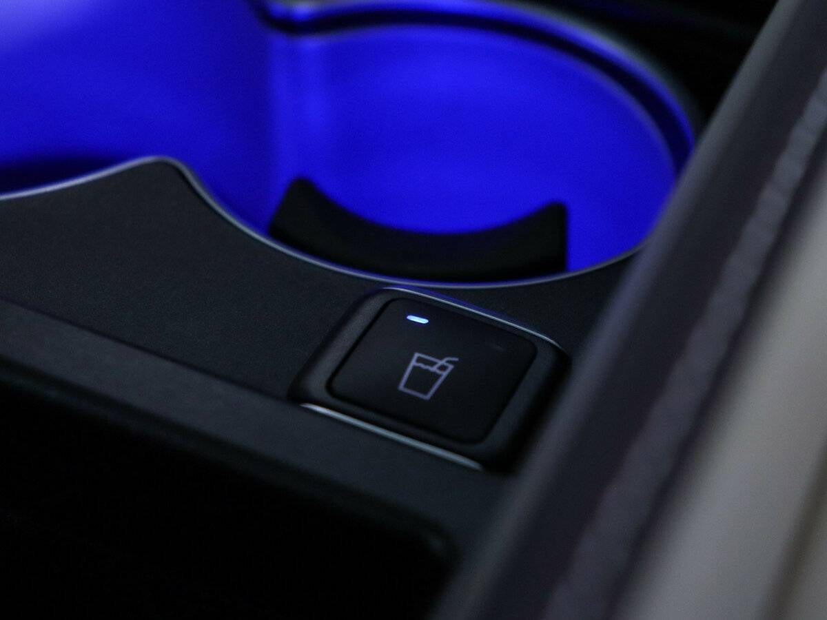 Б/У Мерседес-Бенц Майбах С-Класс 2016 года. Фото: #25