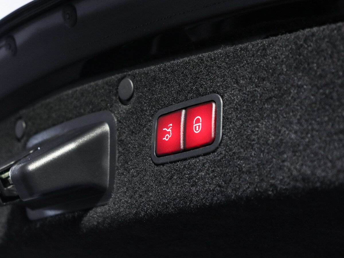 Б/У Мерседес-Бенц Майбах С-Класс 2016 года. Фото: #29