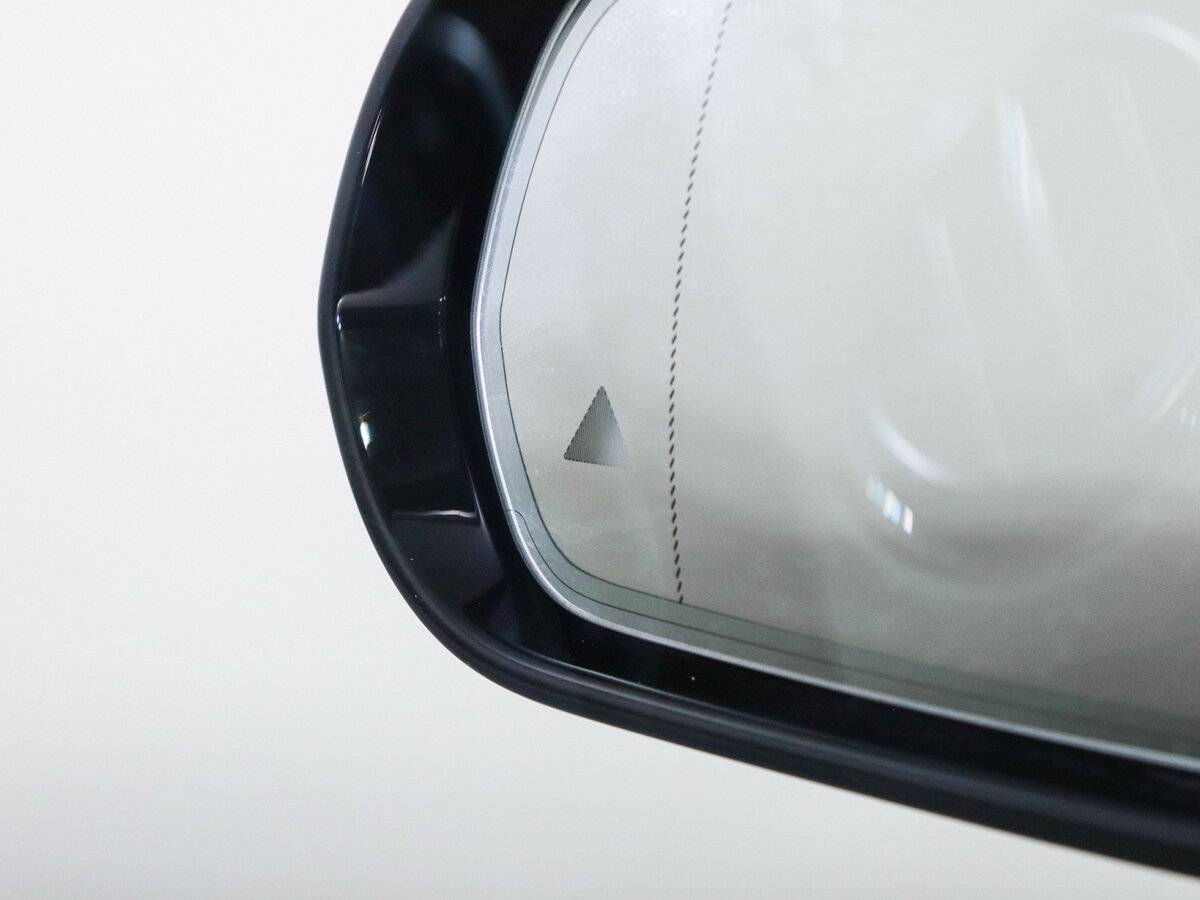 Б/У Мерседес-Бенц Майбах С-Класс 2016 года. Фото: #33