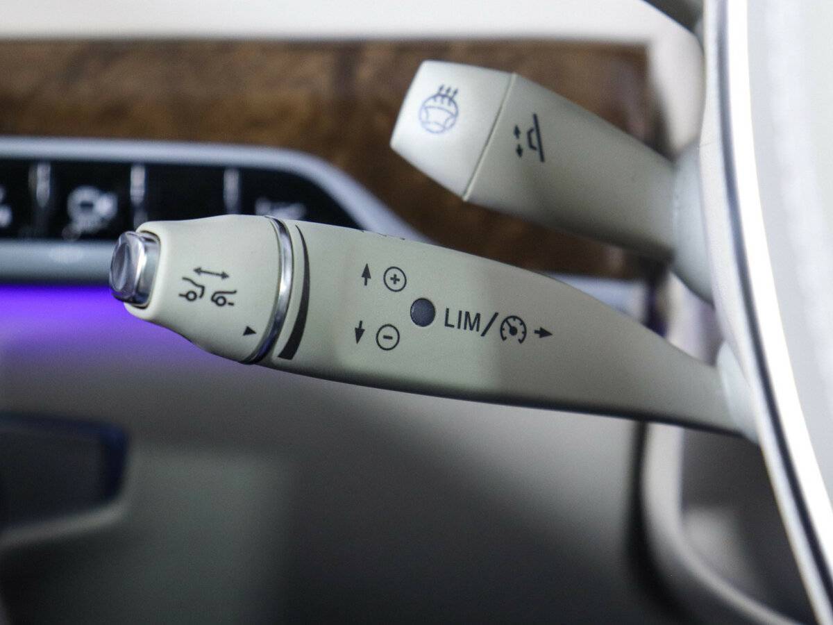 Б/У Мерседес-Бенц Майбах С-Класс 2016 года. Фото: #35