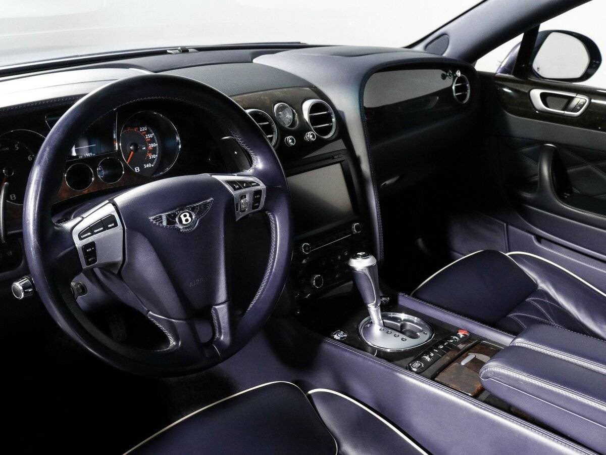 Б/У Бэнтли Continental Flying Spur 2012 года. Фото: #13