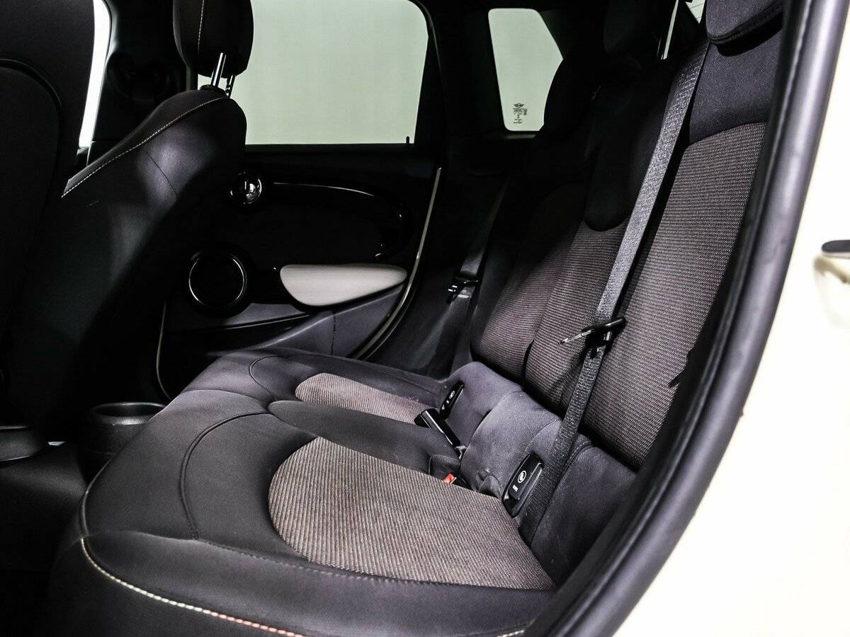 Б/У Мини Хэтч 2020 года. Фото: #13