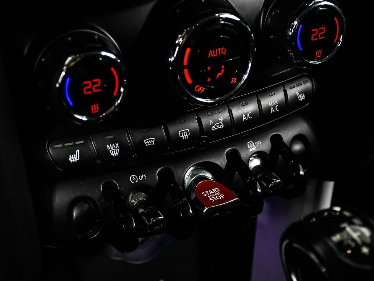 Б/У Мини Хэтч 2014 года. Фото: #16