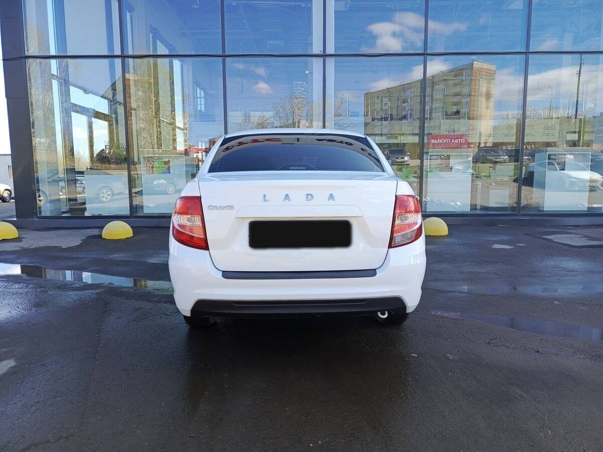 Б/У Лада (ВАЗ) Гранта 2022 года. Фото: #5