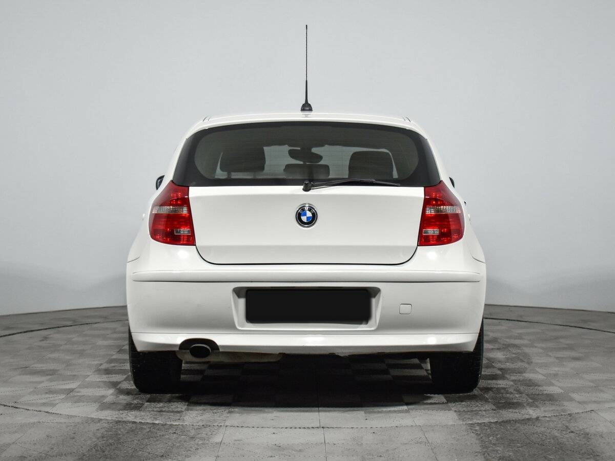 Б/У БМВ 1 серии 2010 года. Фото: #5