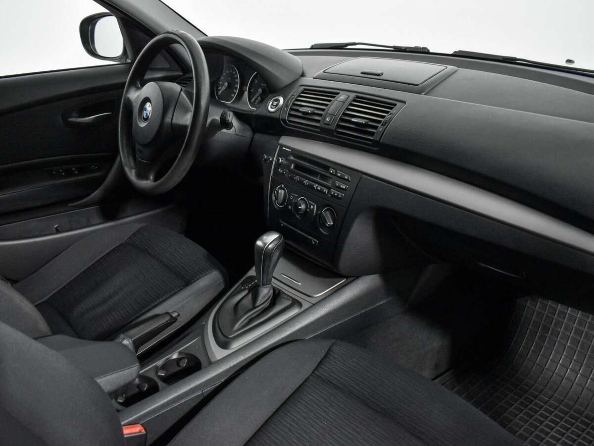 Б/У БМВ 1 серии 2010 года. Фото: #14