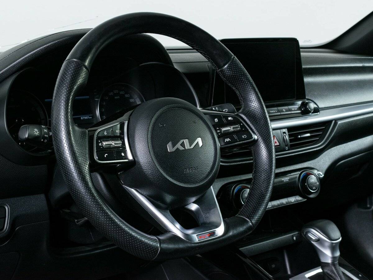 Б/У Киа Церато 2021 года. Фото: #11