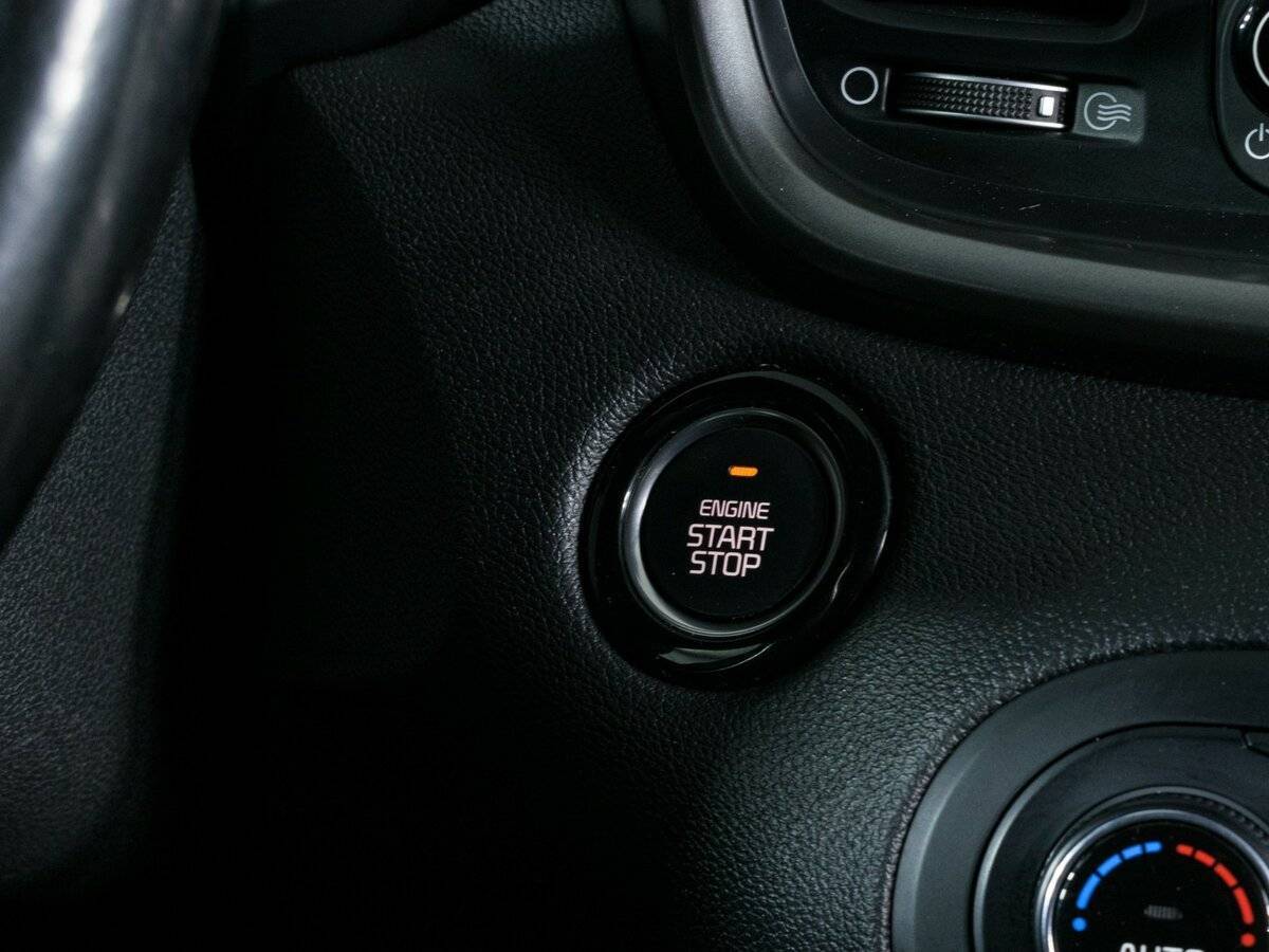 Б/У Киа Соренто 2017 года. Фото: #15