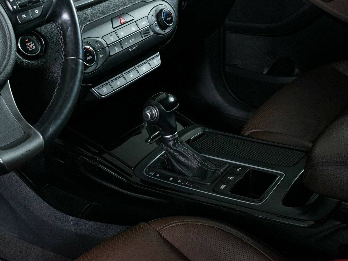 Б/У Киа Соренто 2017 года. Фото: #16