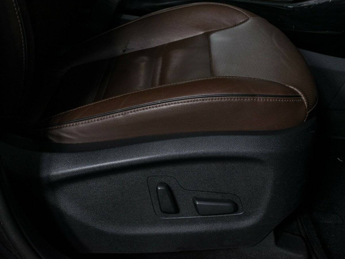 Б/У Киа Соренто 2017 года. Фото: #17