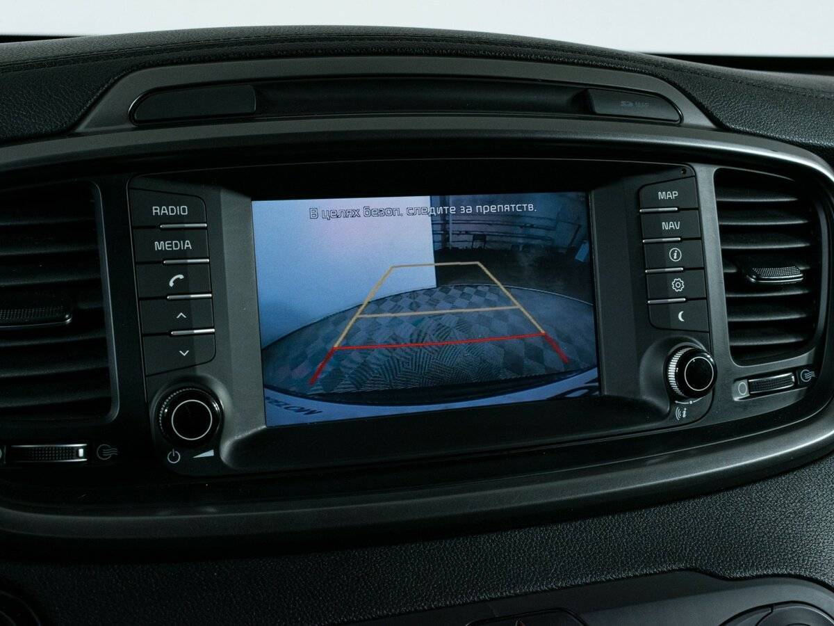 Б/У Киа Соренто 2017 года. Фото: #18