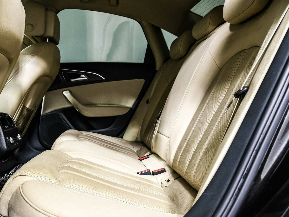 Б/У Ауди А6 2015 года. Фото: #10