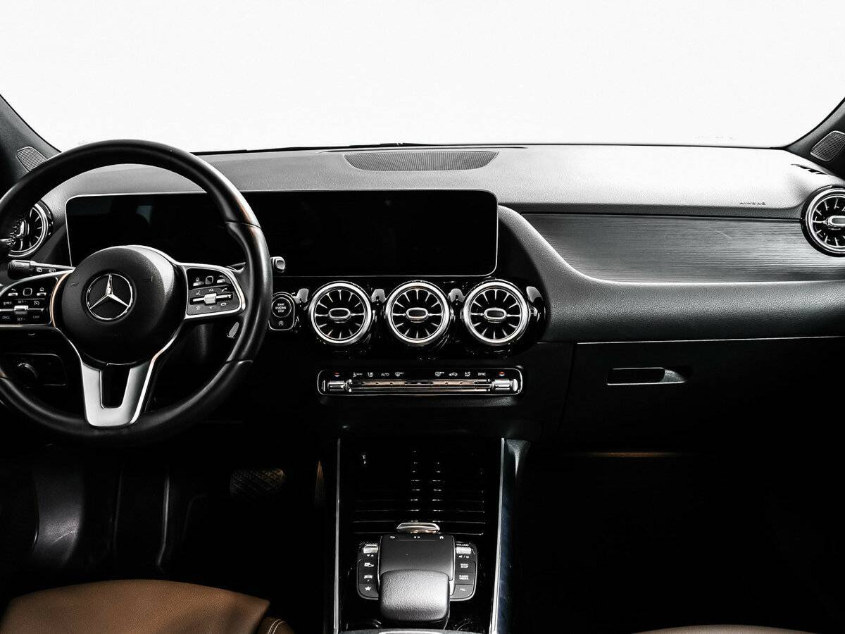 Б/У Мерседес-Бенц ГЛА 2020 года. Фото: #10