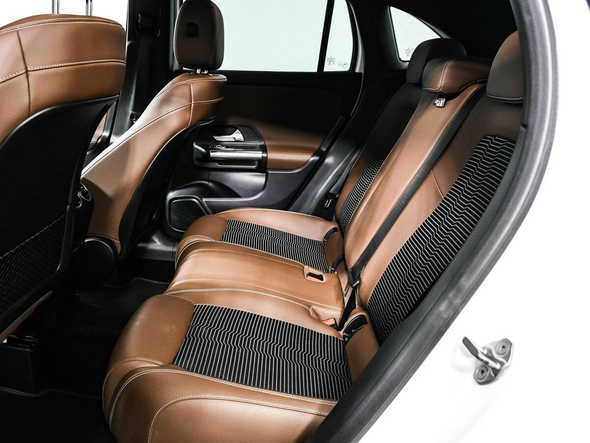 Б/У Мерседес-Бенц ГЛА 2020 года. Фото: #13