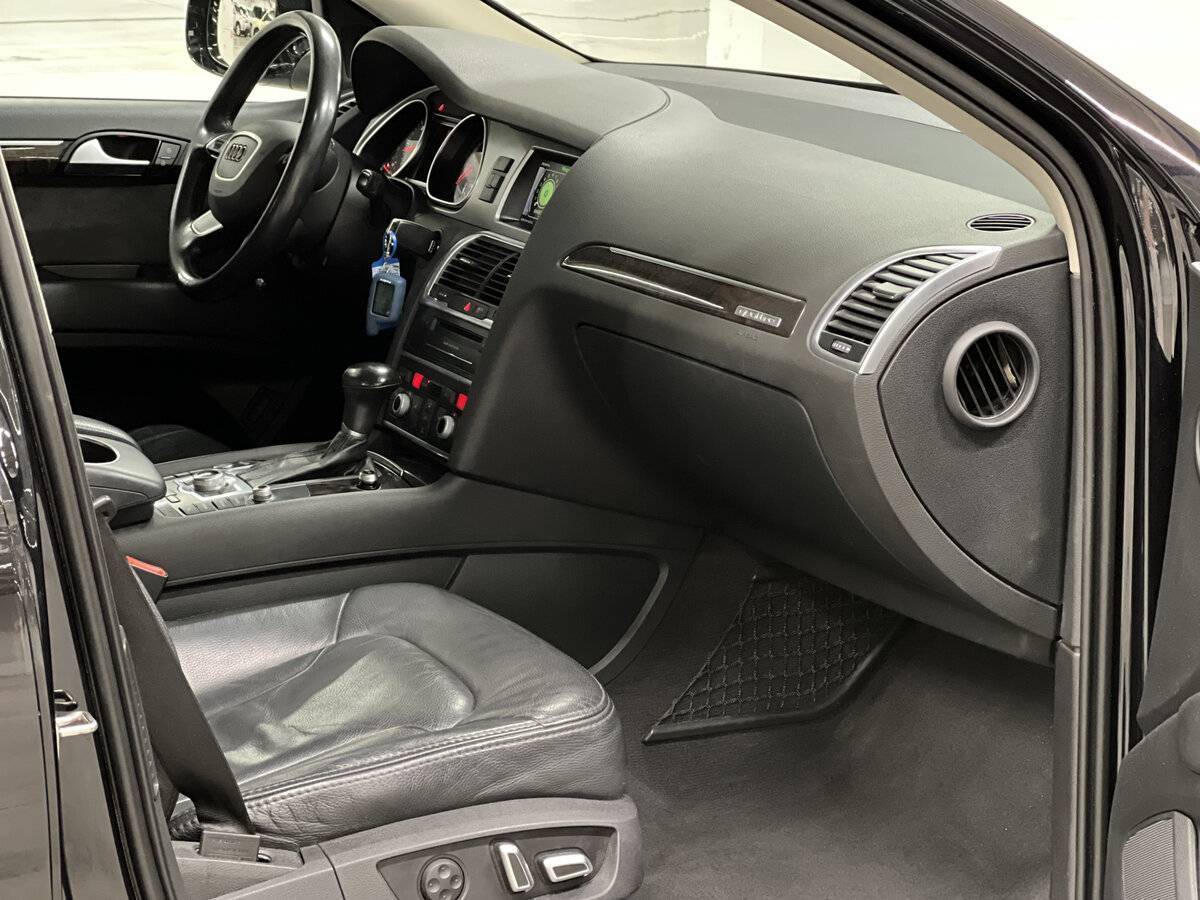 Б/У Ауди К7 2014 года. Фото: #10