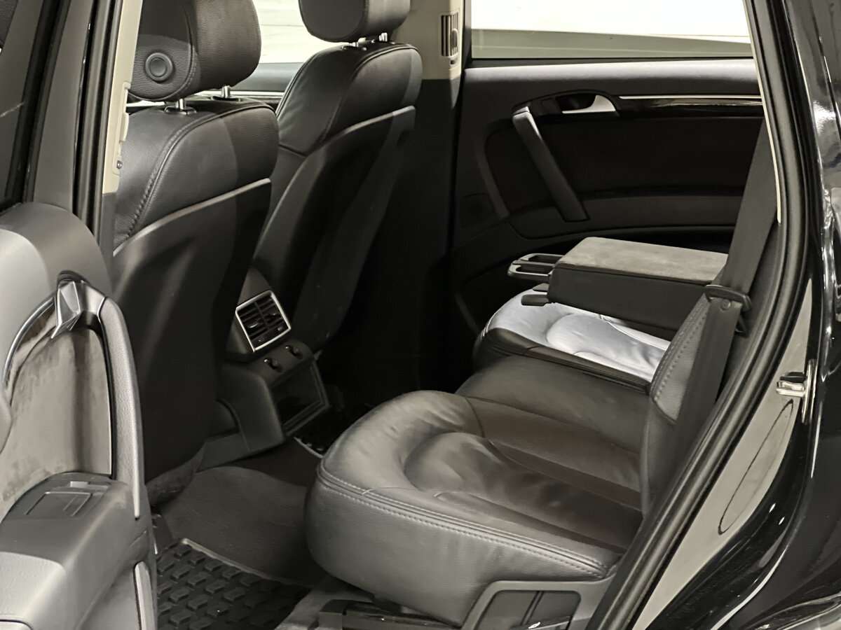 Б/У Ауди К7 2014 года. Фото: #11