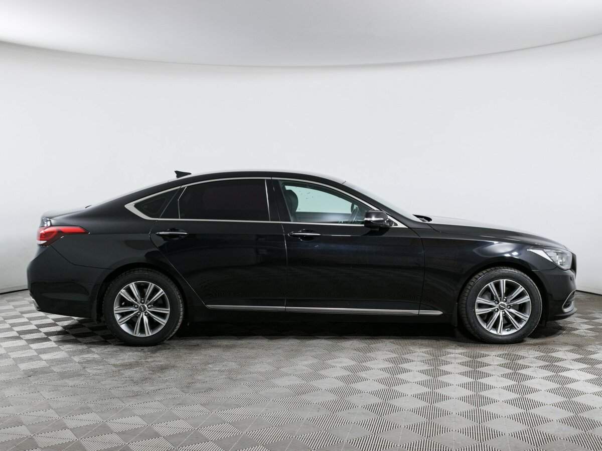 Б/У Генезис Г80 2017 года. Фото: #3