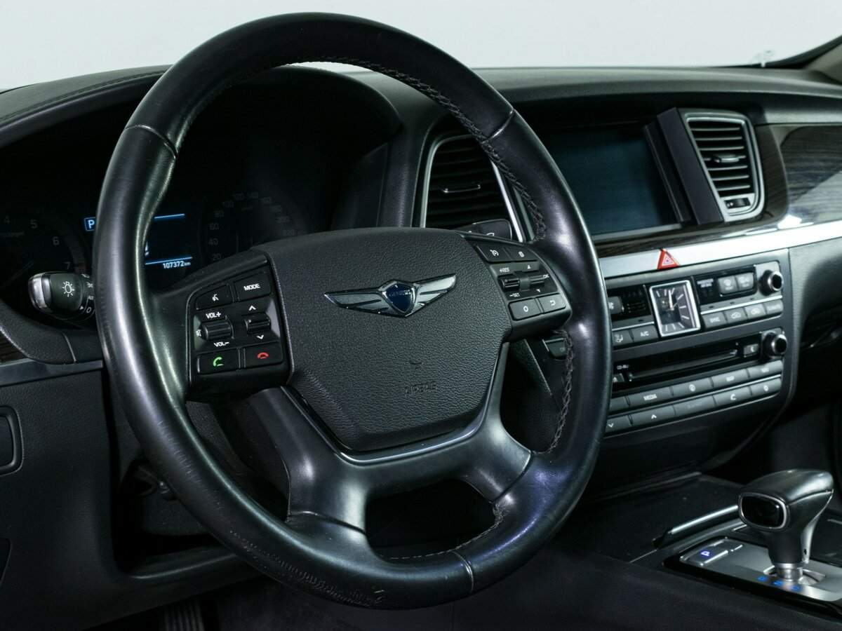 Б/У Генезис Г80 2017 года. Фото: #13