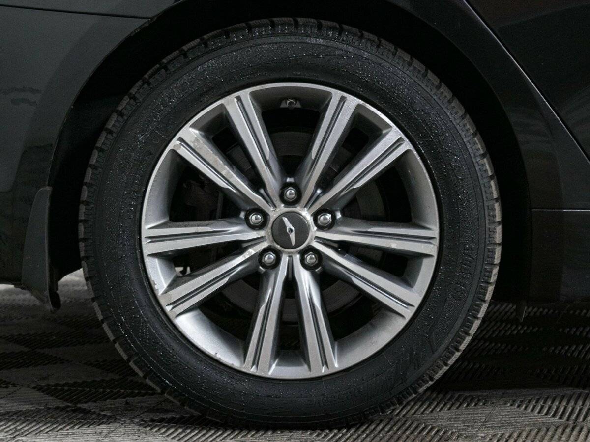 Б/У Генезис Г80 2017 года. Фото: #19