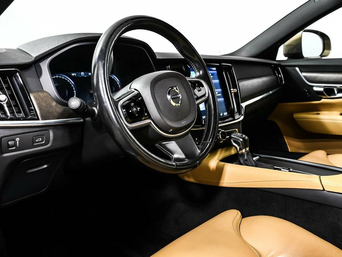 Б/У Вольво В90 Кросс Кантри 2017 года. Фото: #11