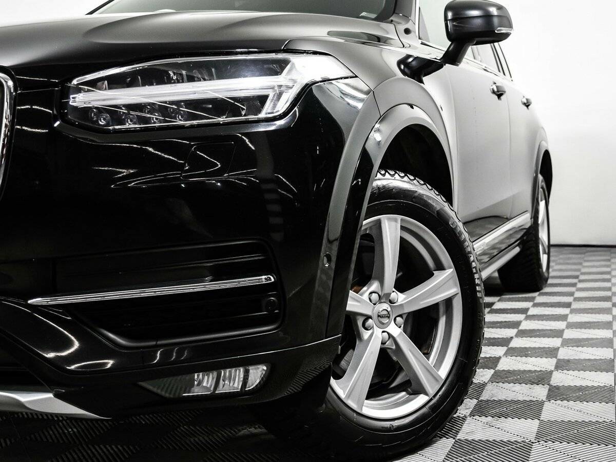 Б/У Вольво ИксЦ90 2017 года. Фото: #13