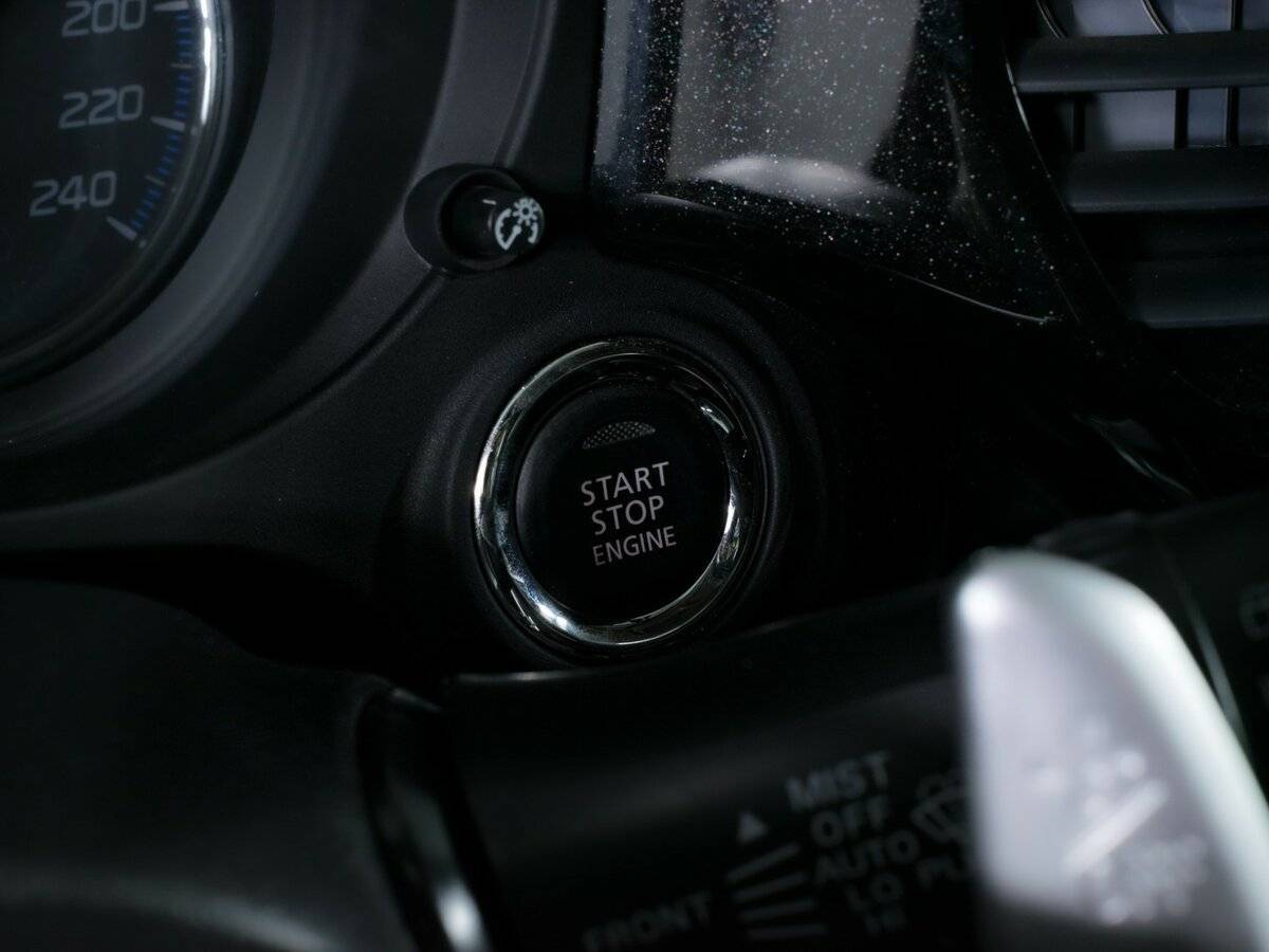 Б/У Митсубиши Оутлэндер 2020 года. Фото: #15