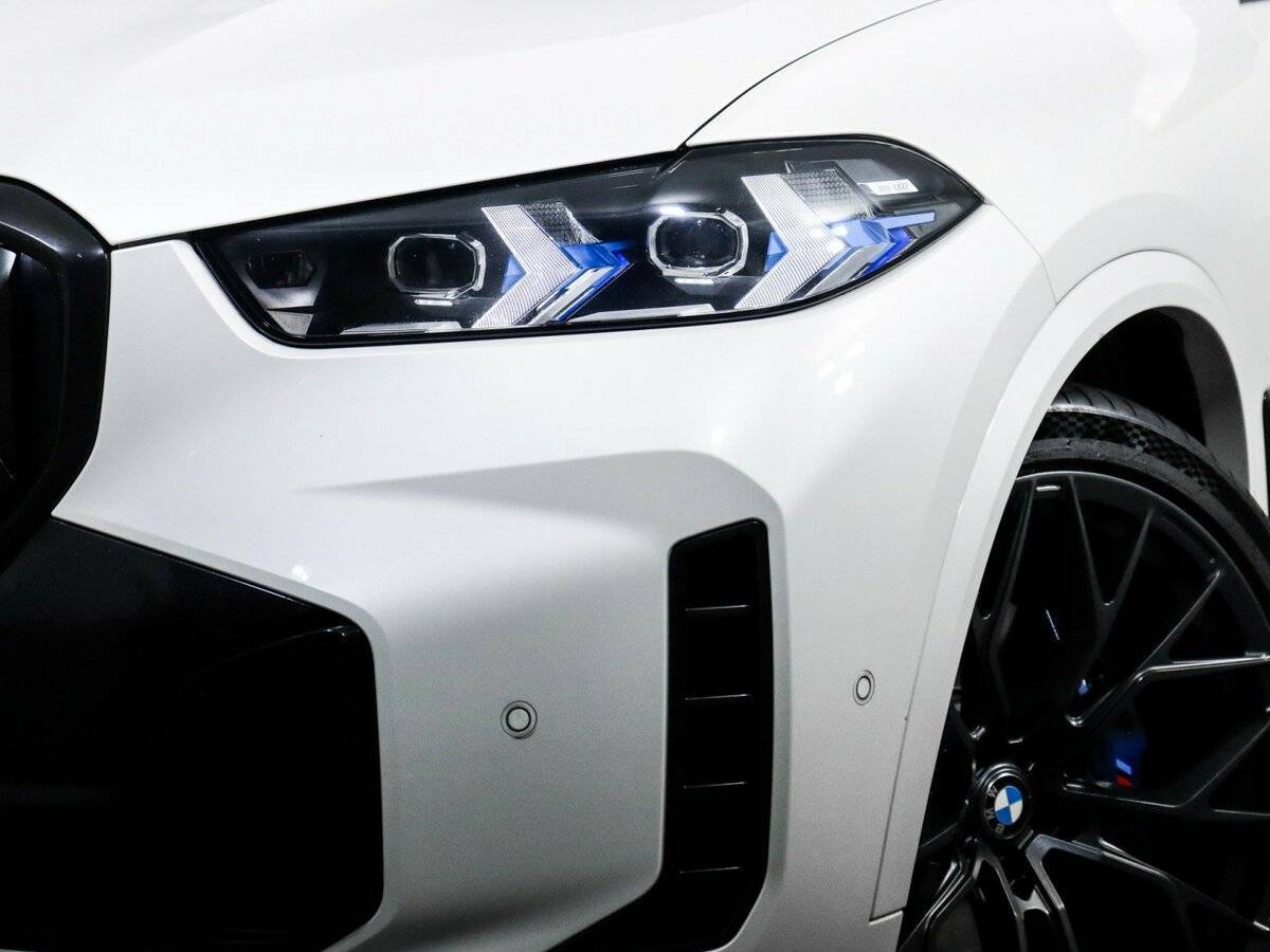 Б/У БМВ Икс5 2023 года. Фото: #10